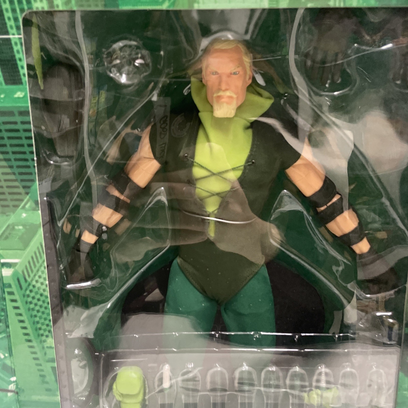 DC Direct - Green Arrow 1:6 Doll . Nuova Sealed - immagine 5