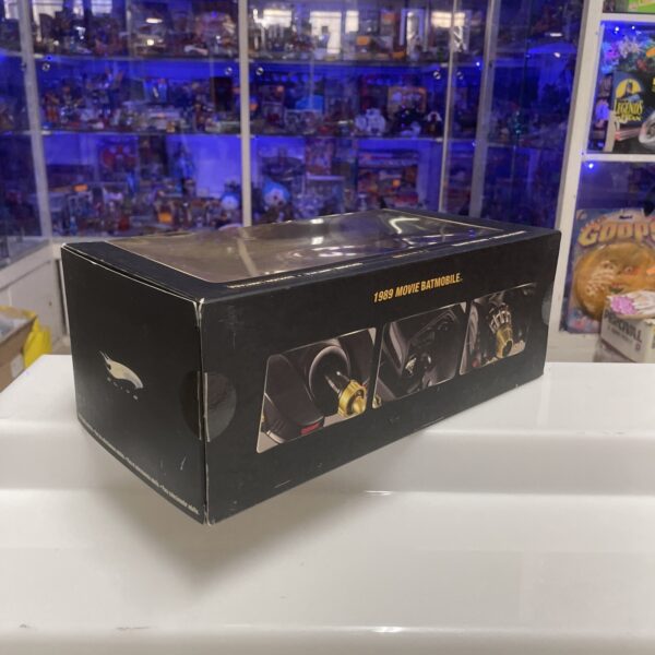 HOT WHEELS Elite BATMAN 1989 Movie Batmobile - 1/18 Limited Edition - immagine 8