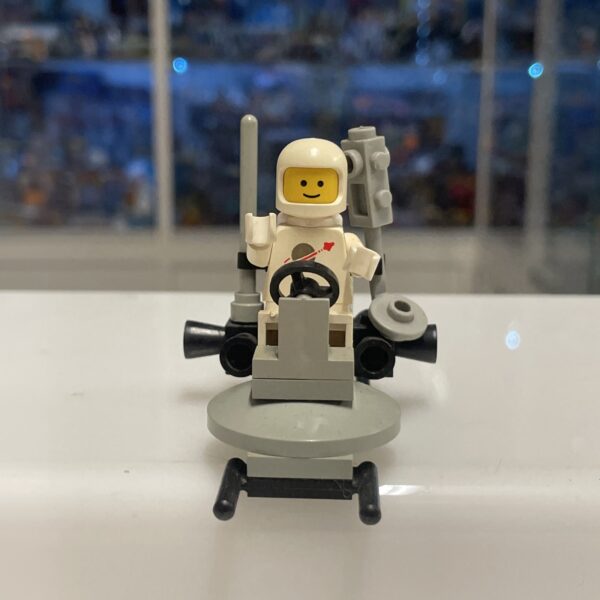 LEGO set Legoland Classic Space 6801  - Moon Buggy - immagine 3