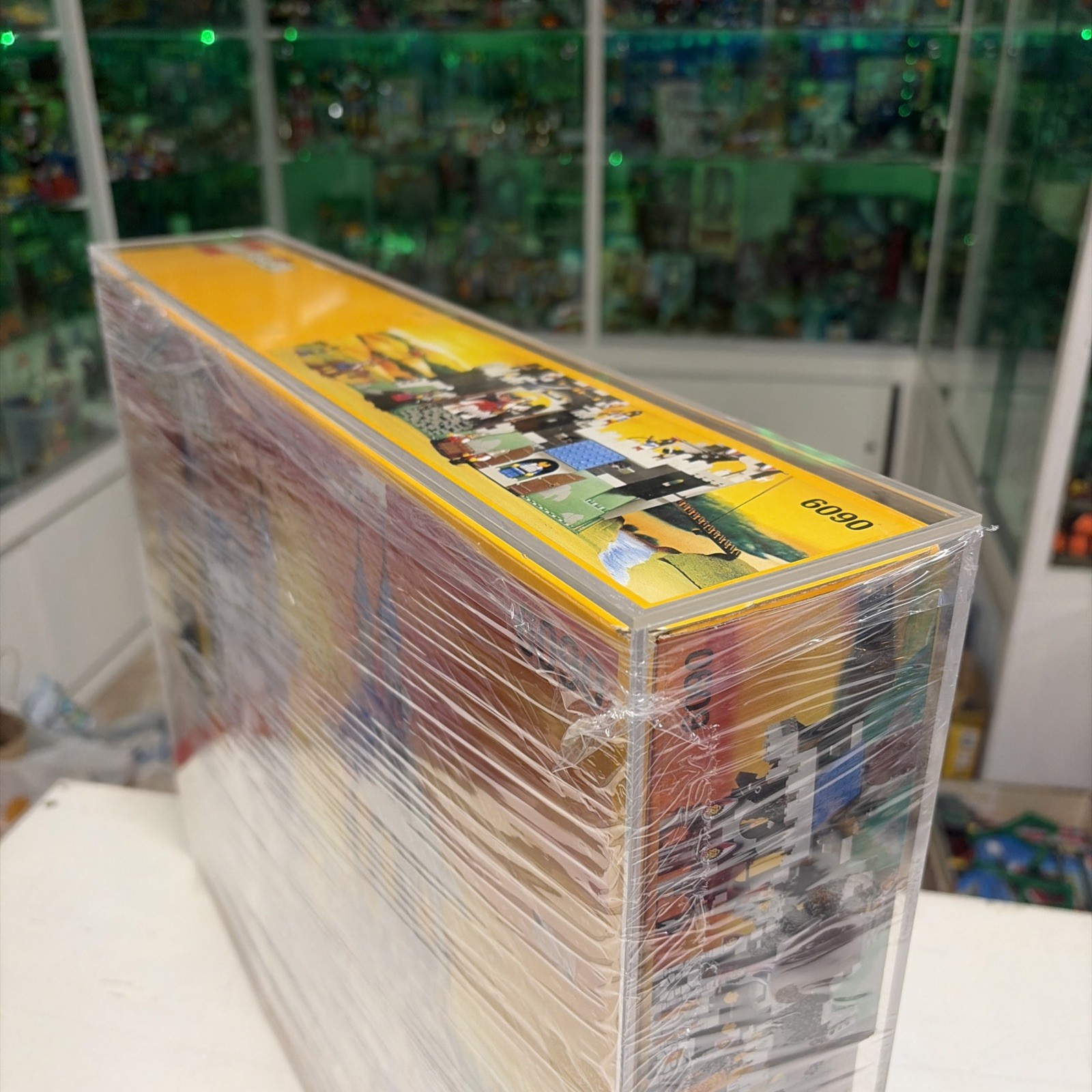 Lego CASTLE Vintage 6090 Royal Knight's Castle 1995 MISB NUOVO Sigillato - immagine 15