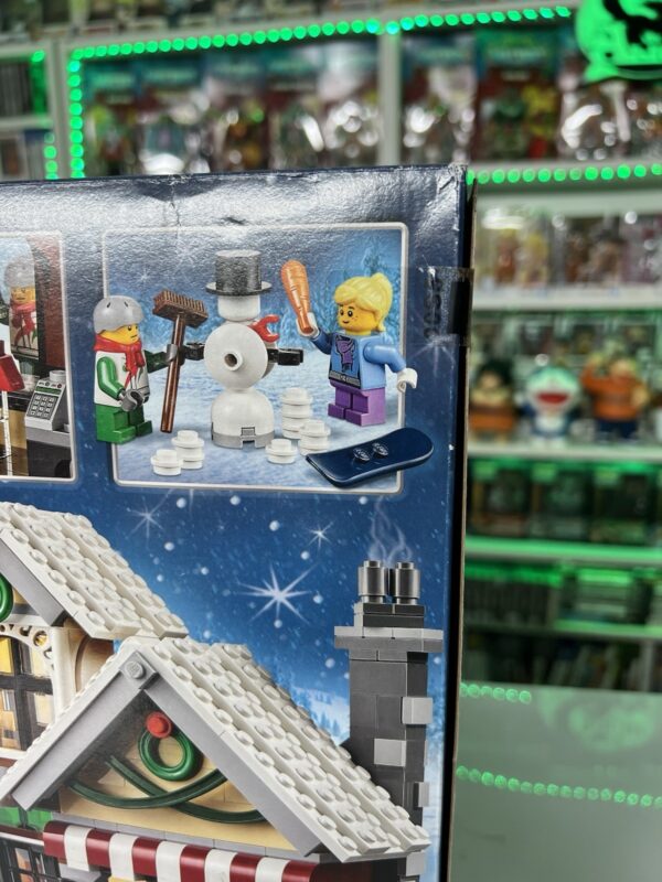 Lego Creator - Set 10249 - Winter Toy Shop - immagine 4