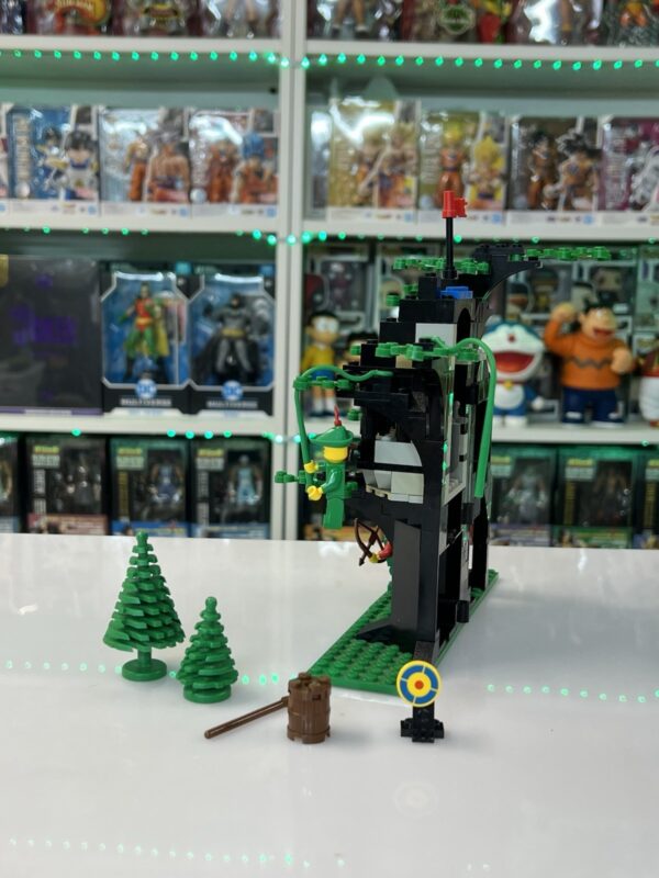 Lego Serie Castle - Set 6054 Vintage Forestmen's Hideout - immagine 5