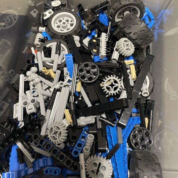 Lego® Technic / Technik - Dump Truck -  8415 - immagine 7