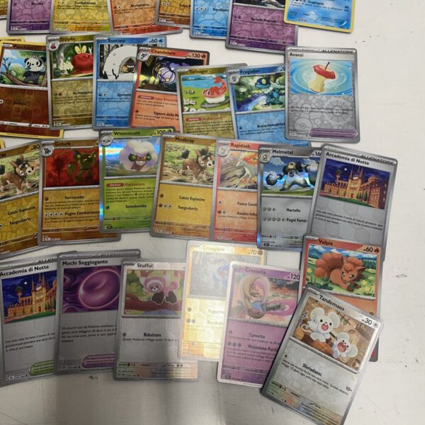 Lotto Carte Pokemon mix 500 ITA ENG JAP Rare e Brillanti Recenti Pikachu D - immagine 9