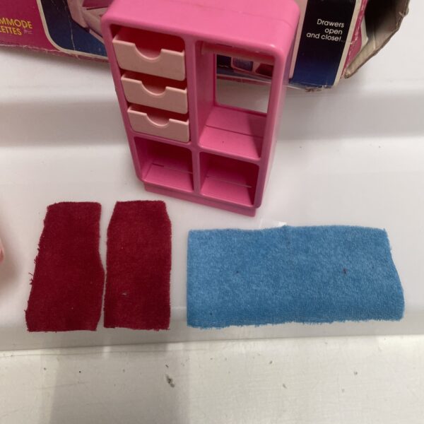 MATTEL - BARBIE - Dream Forniture - Bath Chest and Commode Bagno Water - immagine 7