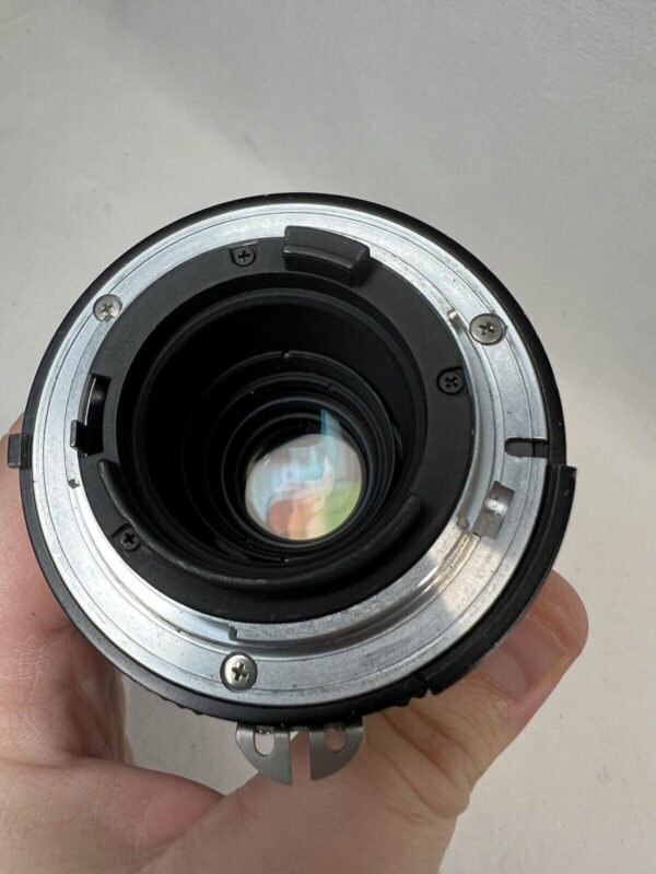 Nikon Zoom-Nikkor 35-105 mm f/3.5-4.5 + Filtro UV L1bc Nikkon - immagine 13