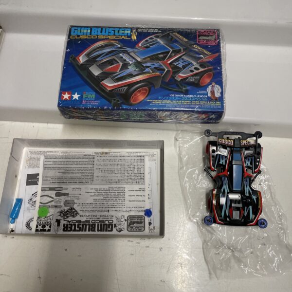 TAMIYA Mini 4wd - GUN BUSTER Cusco Special - 1/32   Model Kit - immagine 4