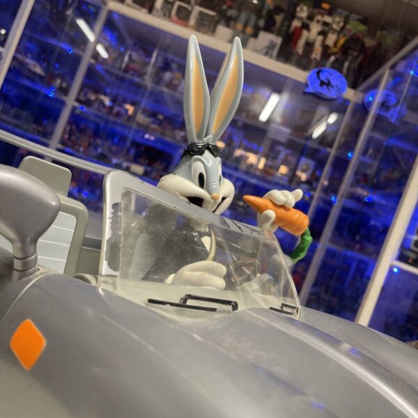 DE AGOSTINI " BUGS BUNNY Car  " LOONEY TUNES  Auto Telecomando 45 Cm