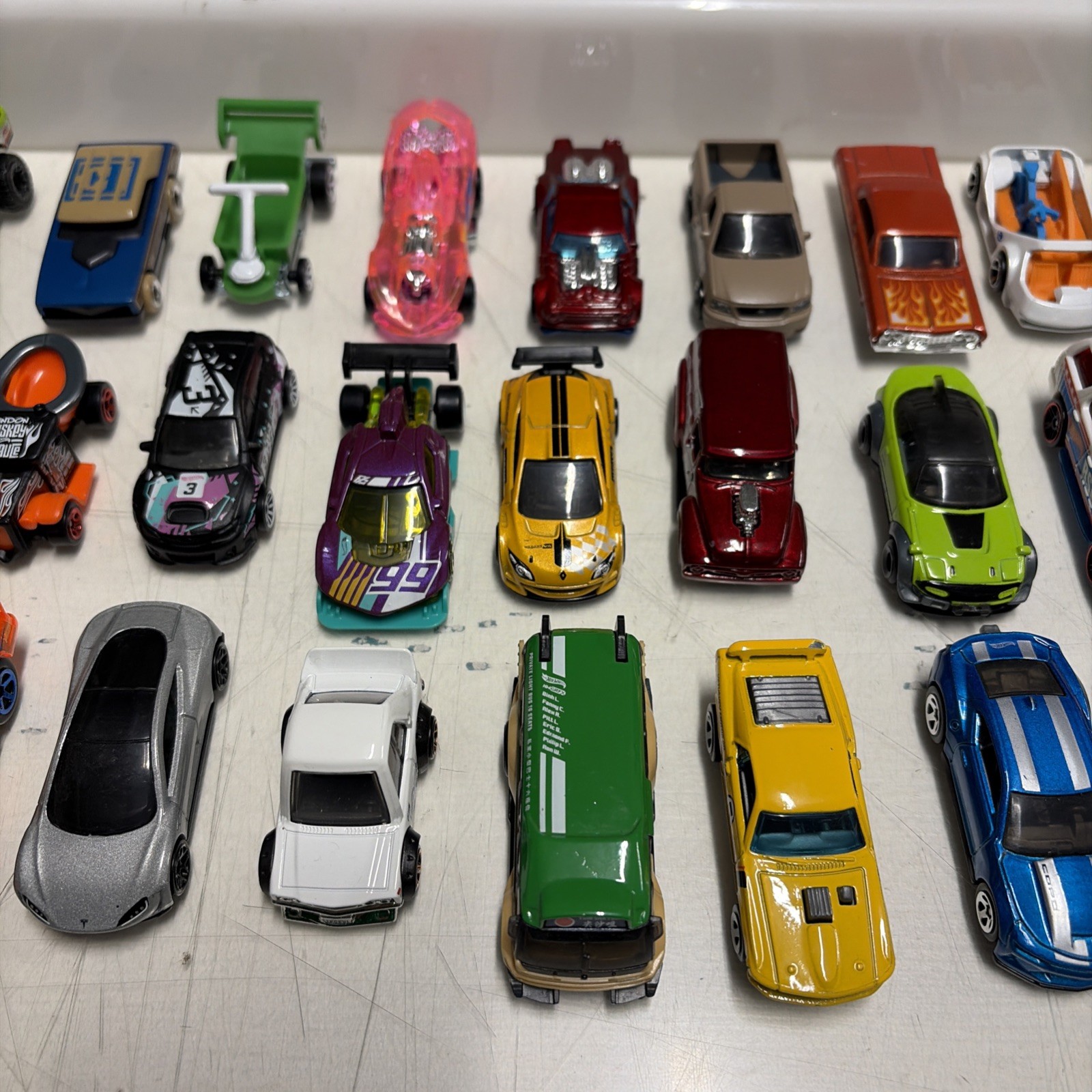 HOT WHEELS Lotto Auto e Mezzi 55 Pezzi Usati Perfetti - immagine 4