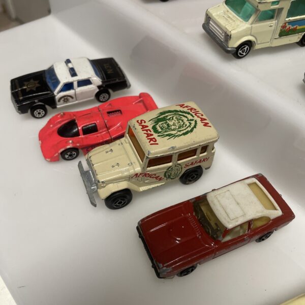 HOT WHEELS Matchbox  Corgi Majorette LOTTO 1/55 - immagine 4