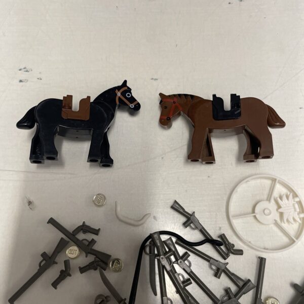 LEGO 6769 - Cow Boys - Fort Legoredo - in ITALIA Pirati - immagine 13