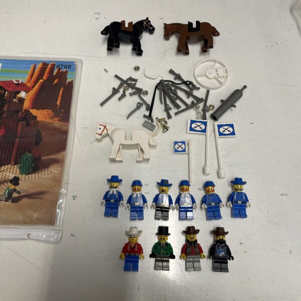 LEGO 6769 - Cow Boys - Fort Legoredo - in ITALIA Pirati - immagine 7