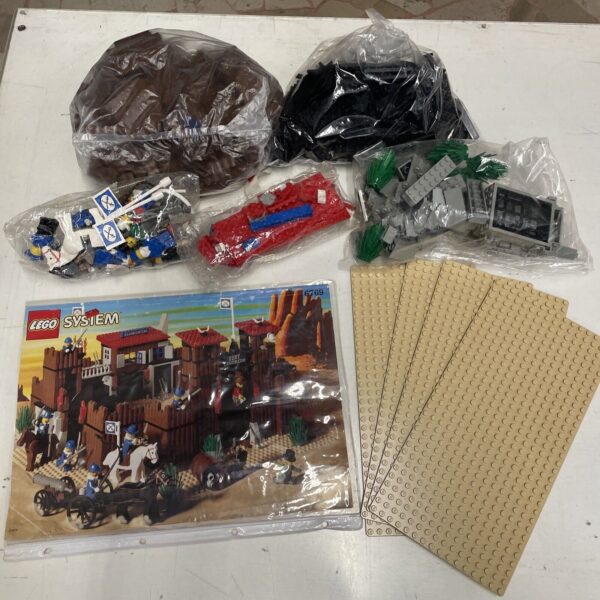 LEGO 6769 - Cow Boys - Fort Legoredo - in ITALIA Pirati