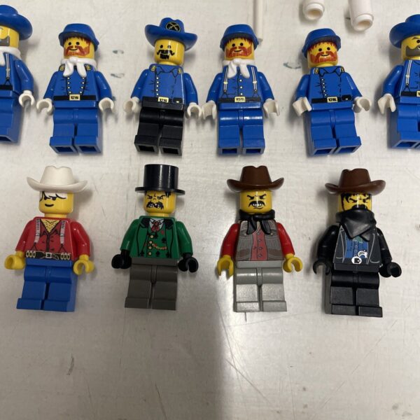 LEGO 6769 - Cow Boys - Fort Legoredo - in ITALIA Pirati - immagine 8