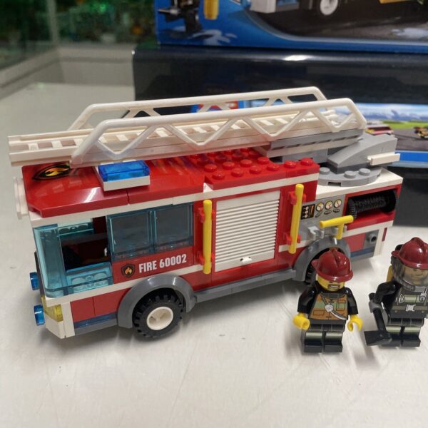 Lego CITY 60002 Town Citta' - Fire Truck - Come NUOVO - immagine 3