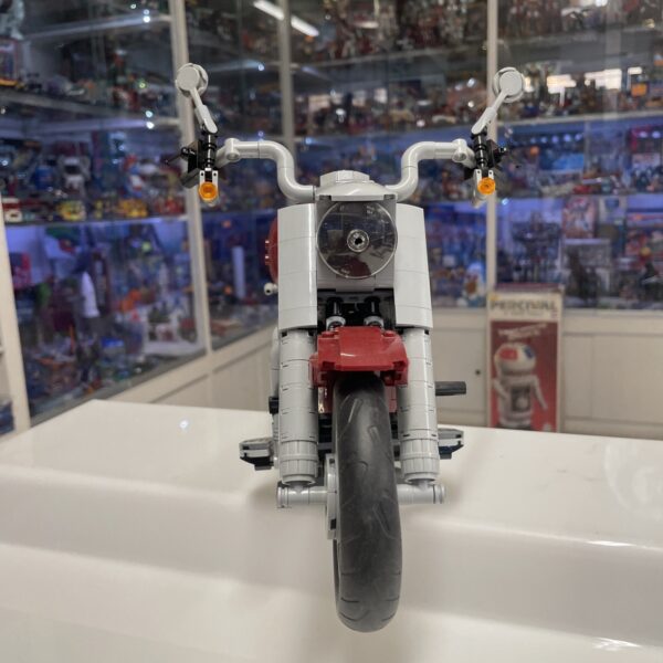 Lego Creator Ideas 10269 - Harley-Davidson Fat Boy  - Completa - immagine 7
