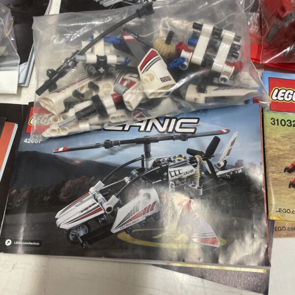 Lego Lotto ORIGINALE - Technic Creator - 10 Set 42046 31074 31032 3 Kg - immagine 6