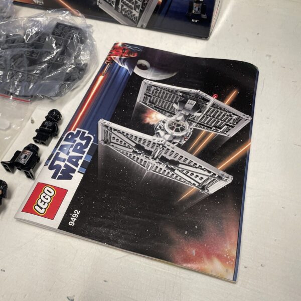 Lego STAR WARS - 9492 TIE Fighter Ottime Condizioni - immagine 4