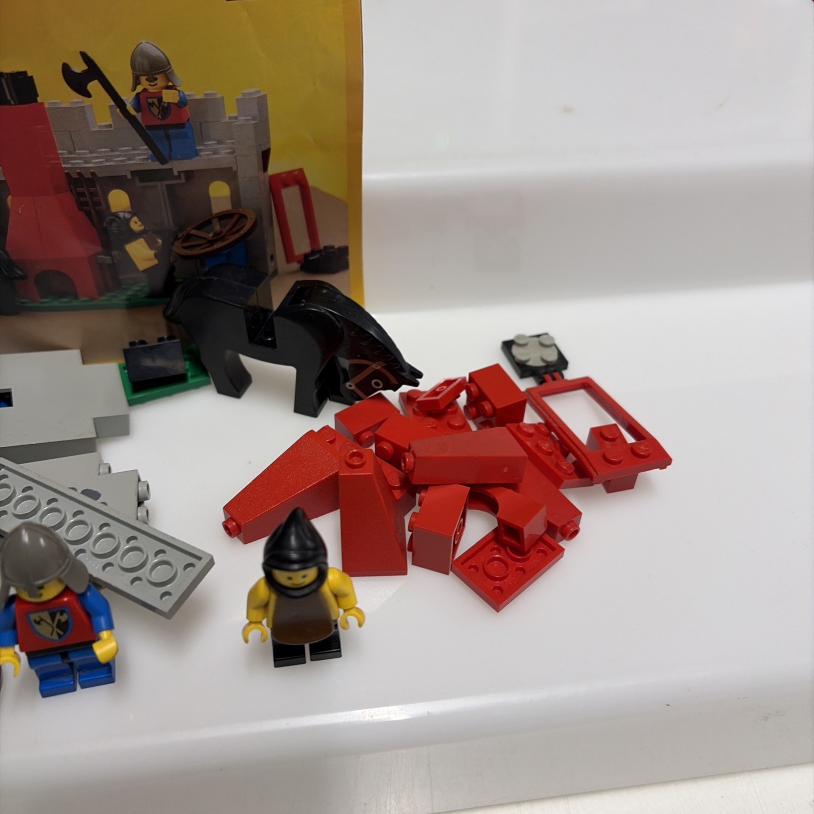 Lego System Classic Castle 6040 - Blacksmith shop - completo 100% Vintage - immagine 4