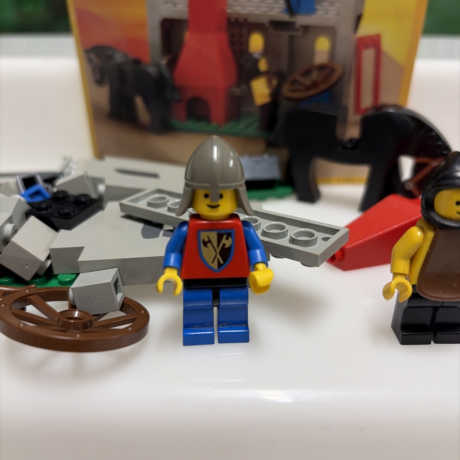 Lego System Classic Castle 6040 - Blacksmith shop - completo 100% Vintage - immagine 5