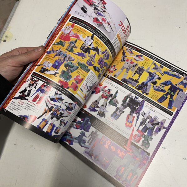 Libro Guida TRANSFORMERS Generations 2013 TAKARA HASBRO - immagine 8