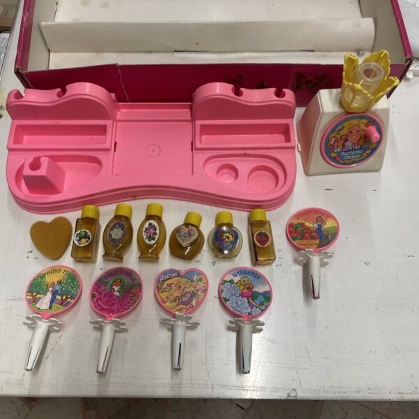 MATTEL - BARBIE - Profumeria Porfume Boutique Centro Commerciale - immagine 8