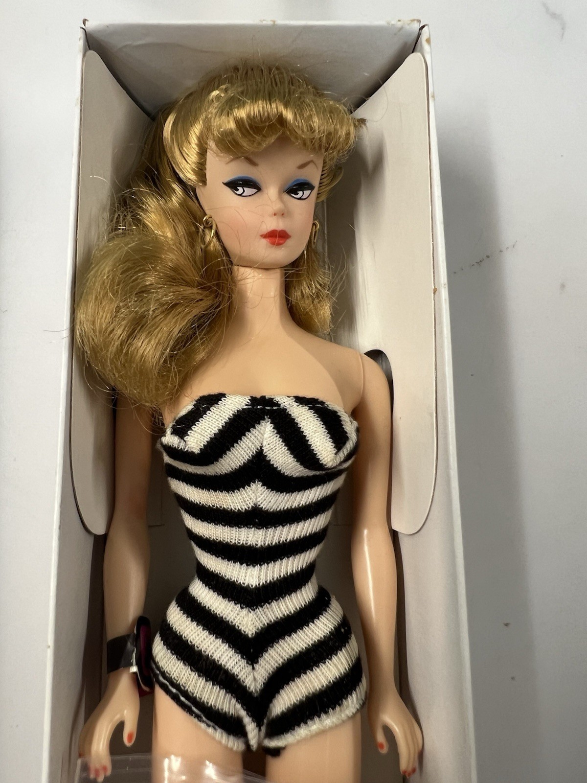 Mattel - 35th Anniversary - Original 1959 Barbie Doll & Package Reproduction - immagine 11