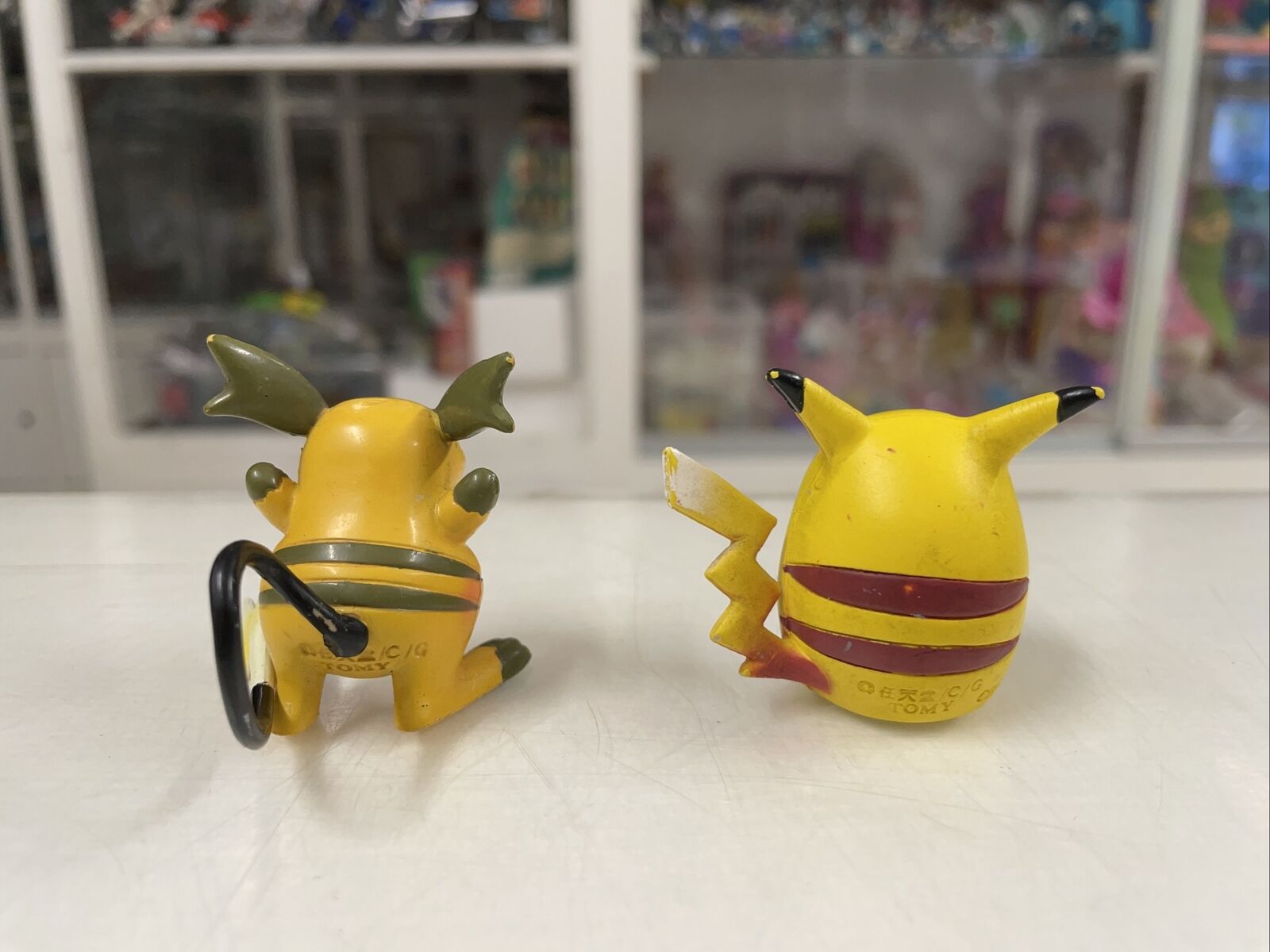 Pikachu-Raichu-Pokemon-card-action-figures-tomy-originali-144375991211-3