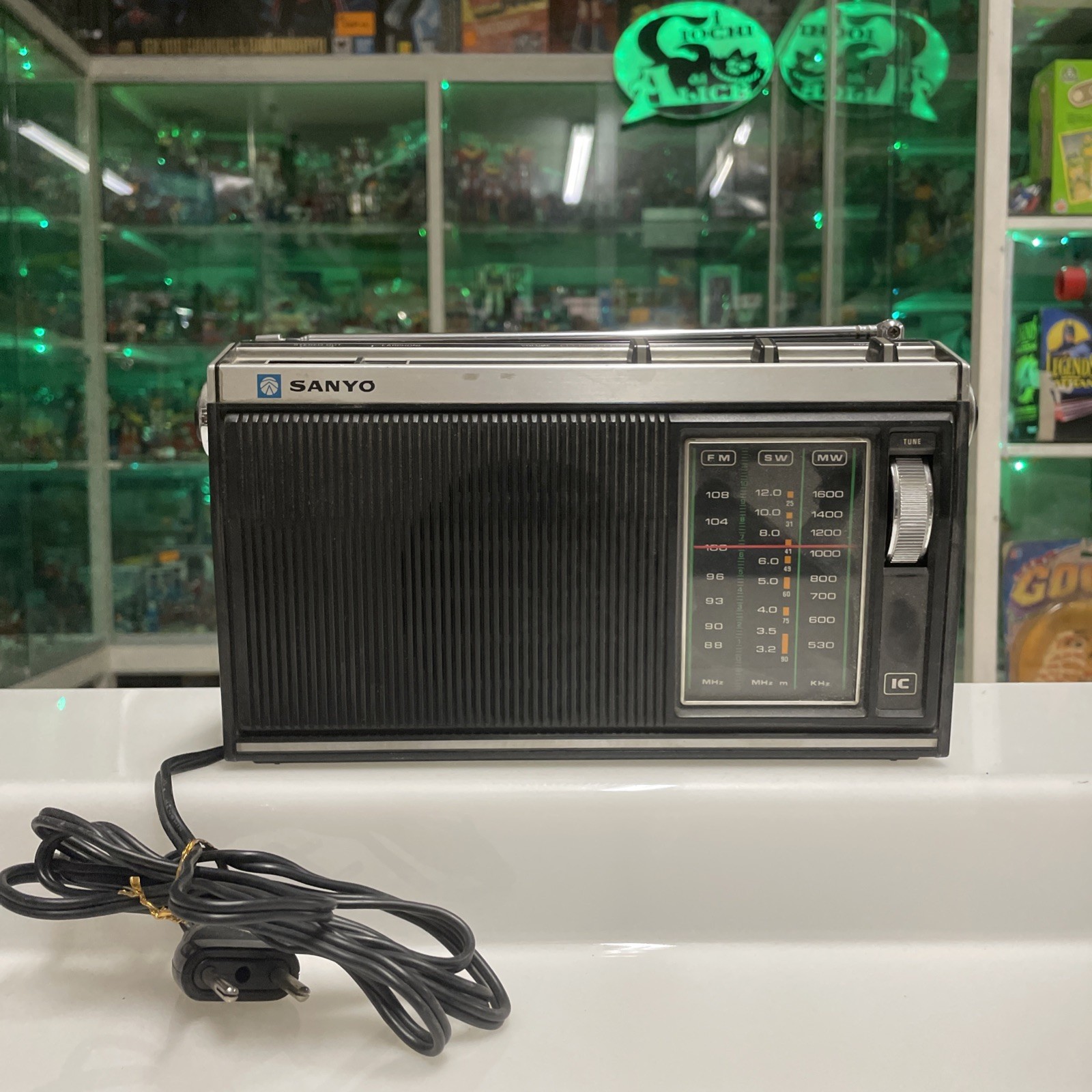 SANYO Radio Funzionante RP 1250 anni 70 Giapponese