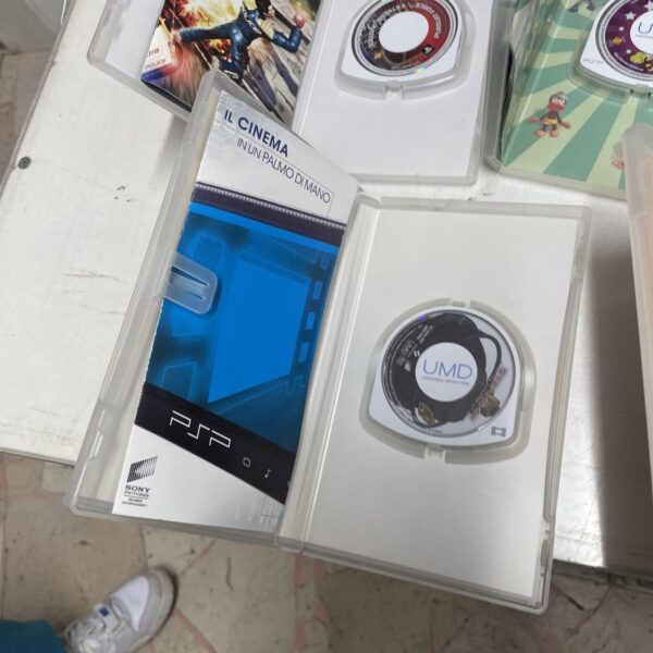 SONY PSP 1004 Fat  + Wipeout Ape Escape + UMD Steamboy +++ PSP Pal ita - immagine 5