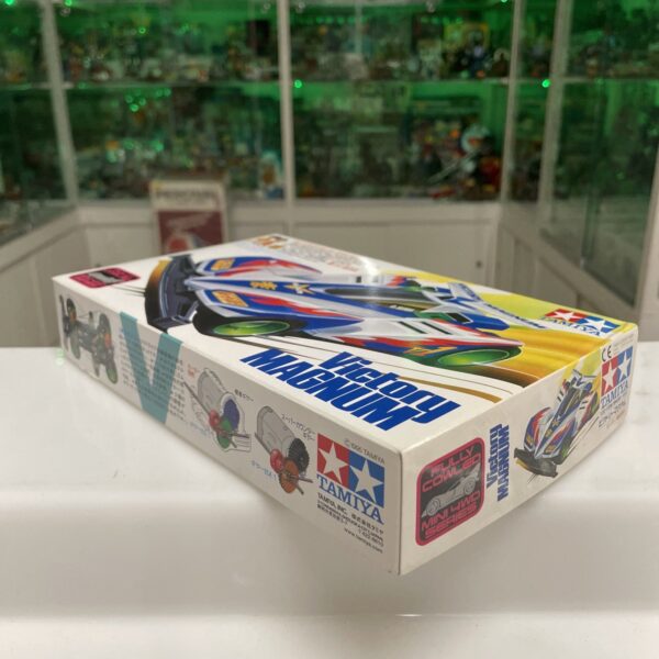 TAMIYA Mini 4wd - Victory MAGNUM - 1/32   Model Kit - immagine 3