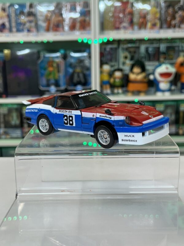 Takara Tomy Transformers - Masterpiece MP-19 Smokescreen - immagine 14