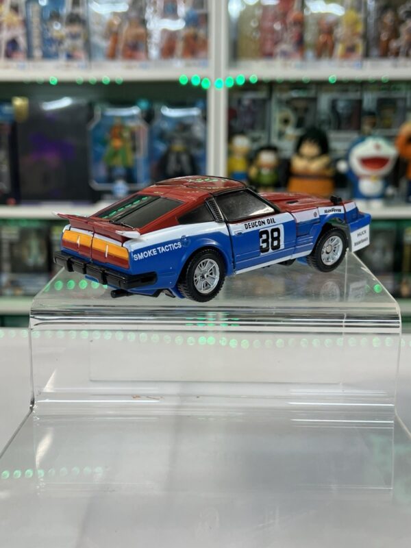 Takara Tomy Transformers - Masterpiece MP-19 Smokescreen - immagine 15