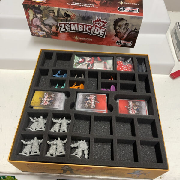Asmodee Asterion ZOMBICIDE gioco da tavolo in italiano  - come NUOVO 1a Versione - immagine 6