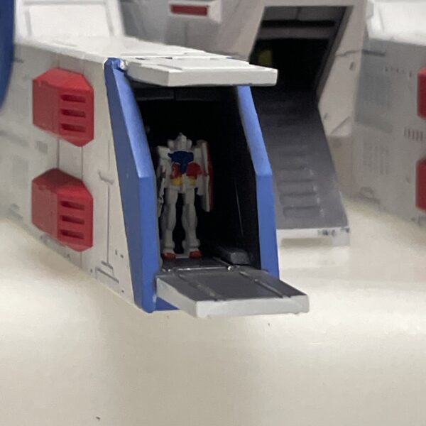 Bandai Gundam RX78 - WHITE BASE - Pegasus-class 1/1700 Scale 18 cm - immagine 11
