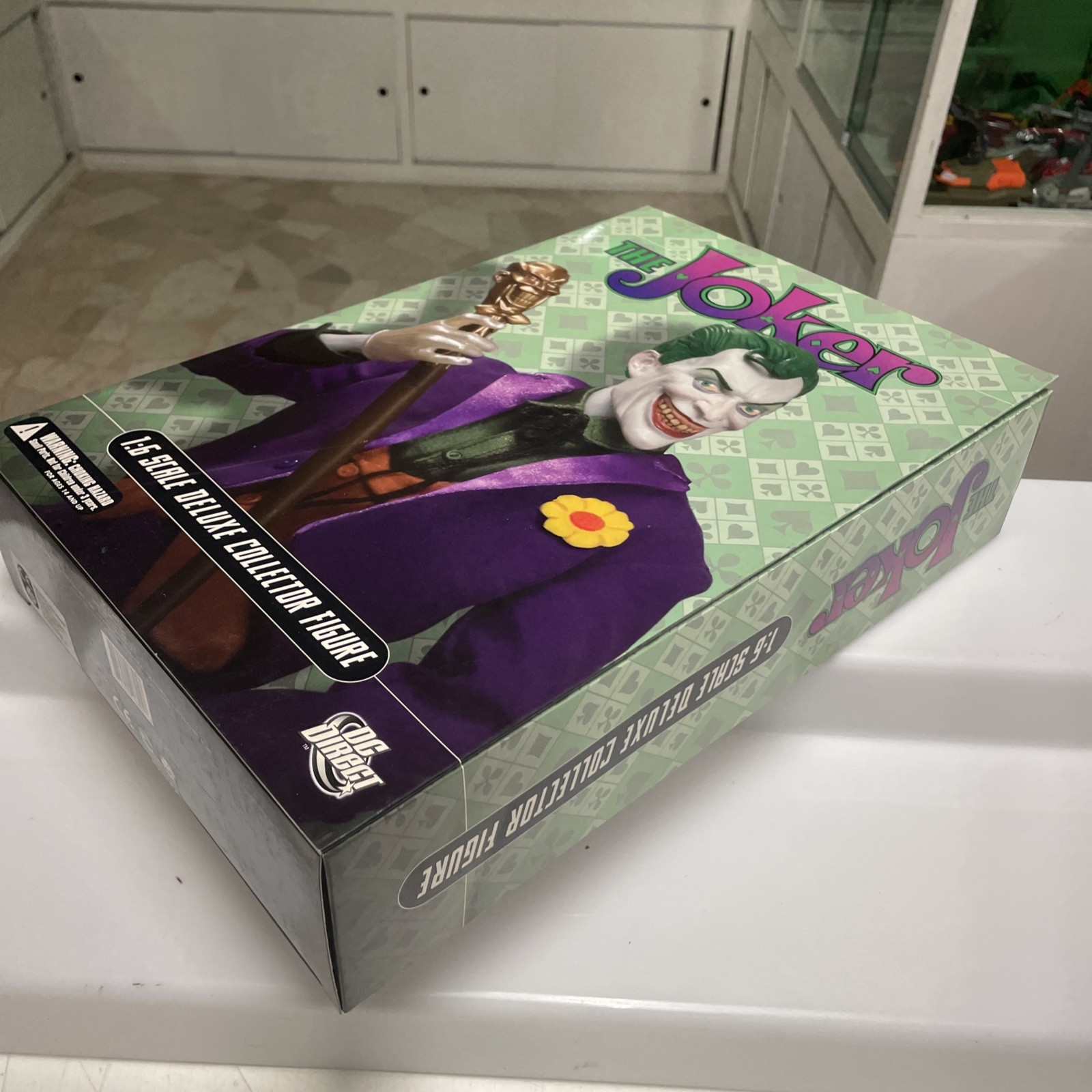 DC Direct - The Joker 1:6 Doll . Nuova Sealed - immagine 7