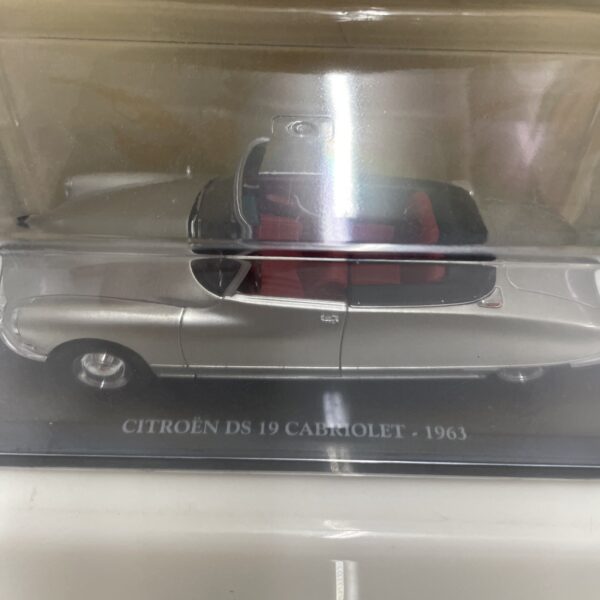 DOMUS Quattroruote Collection CITROEN DS 19 Cabriolet 1963  Scala 124 - immagine 3