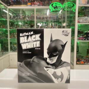 Dc Direct - Batman Black and White - Statue- Batman By Steve Rude - Nuova