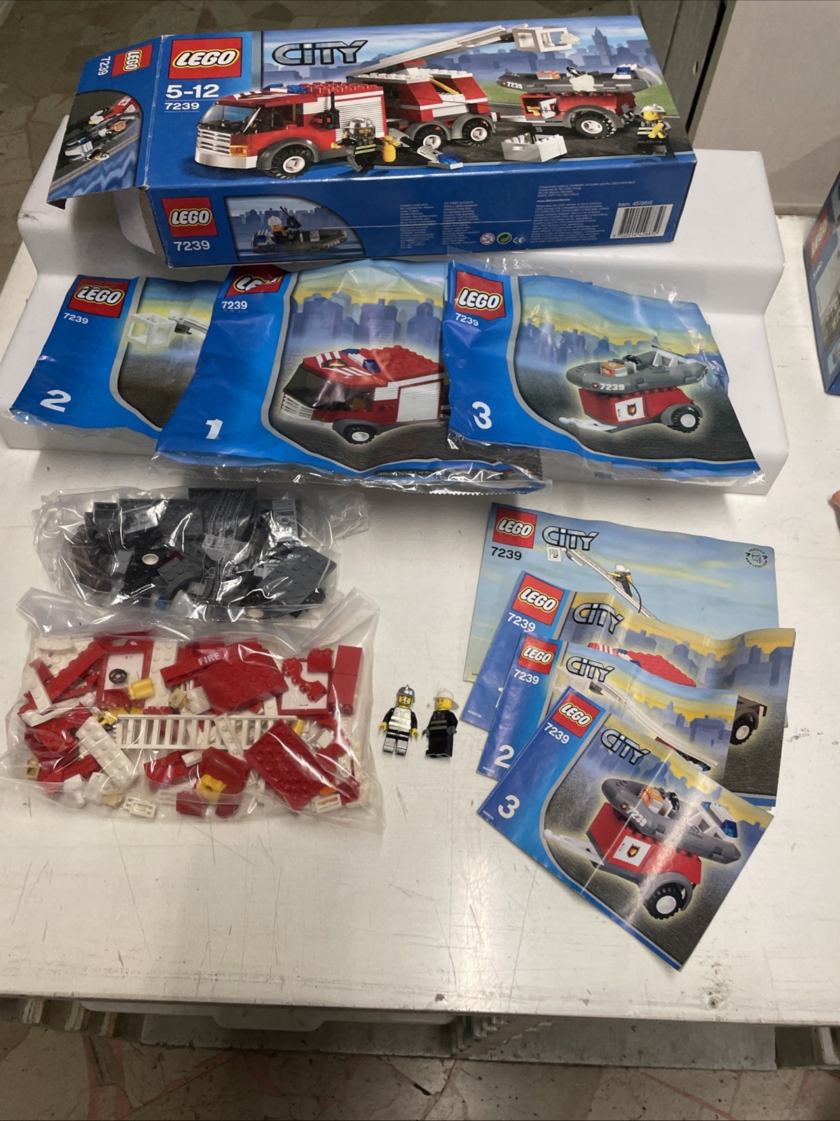 Lego City 7239 - Fire Truck  - completo - immagine 5