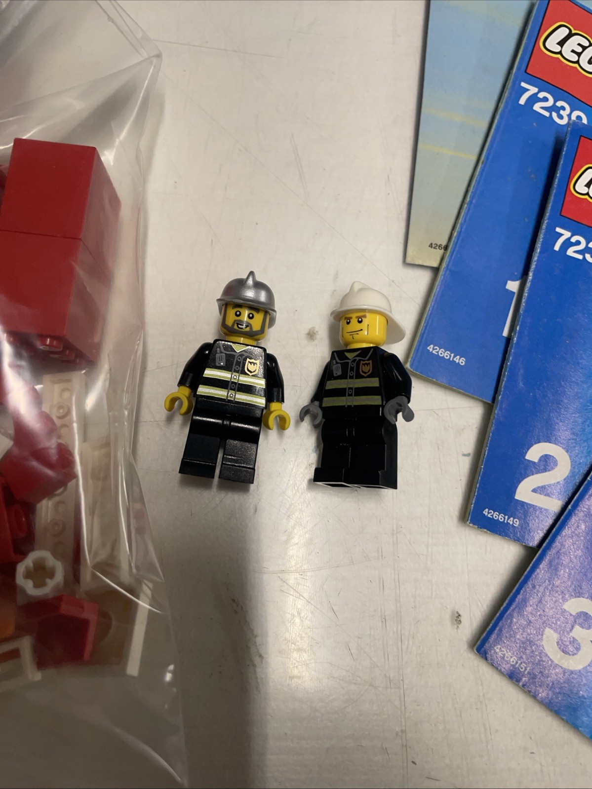 Lego City 7239 - Fire Truck  - completo - immagine 6