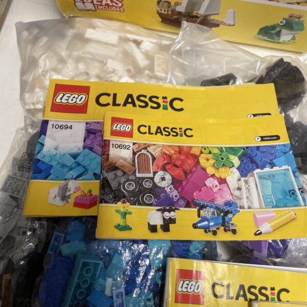 Lego Classic 11717 Basic set  - Completo + 1500 pz 4+ - immagine 8