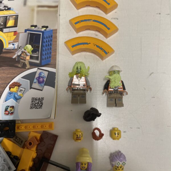 Lego Hidden Side 70423  - Paranormal Intercept Bus 3000  - Completo - immagine 9