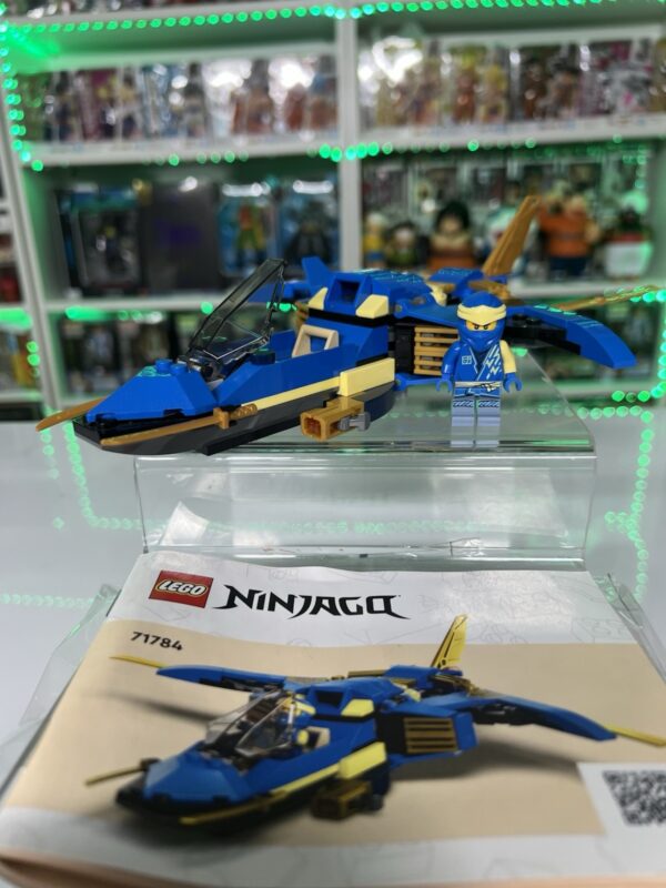 Lego Serie Ninjago - Set 71784 - Jay’s Lightning Jet Evo - immagine 9