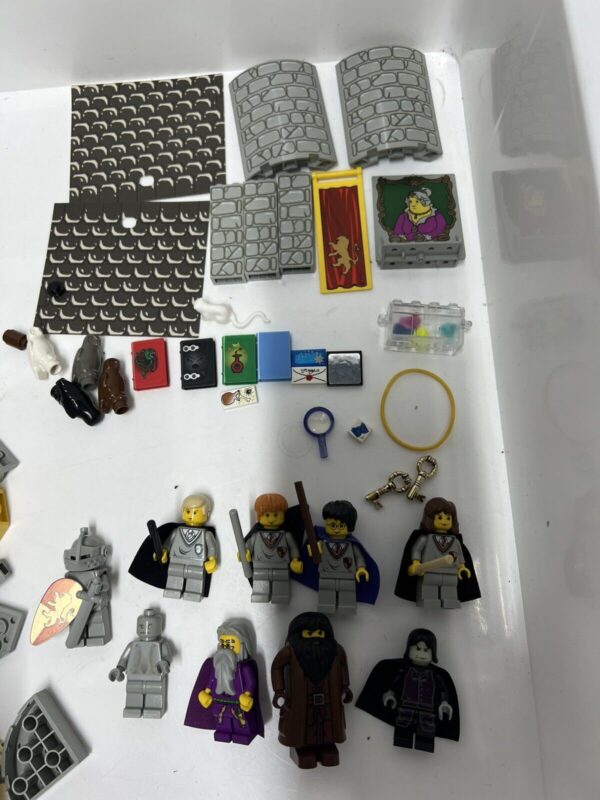 Lego prima serie Harry Potter set 4709 - Castello di Hogwarts - immagine 8