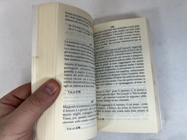 Libro game Serie Lupo Solitario - Numero 15 Ma Crociata Della Morte - immagine 10