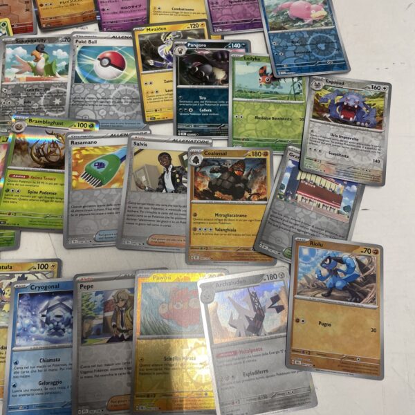 Lotto Carte Pokemon mix 500 ITA ENG JAP Rare e Brillanti Recenti Pikachu E - immagine 5
