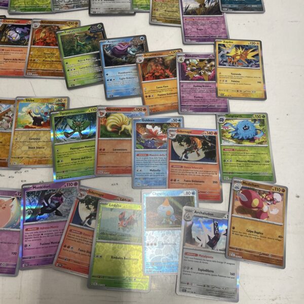 Lotto Carte Pokemon mix 500 ITA ENG JAP Rare e Brillanti Recenti Pikachu H - immagine 11