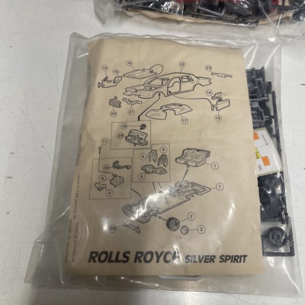 Lotto Model Kit Vintage Sorpresine Gadget - Rolls Royce - Volvo Globetrotter - - immagine 5