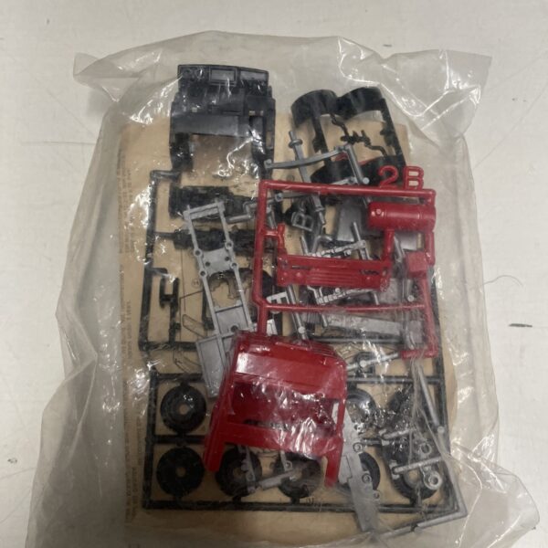 Lotto Model Kit Vintage Sorpresine Gadget - Rolls Royce - Volvo Globetrotter - - immagine 6