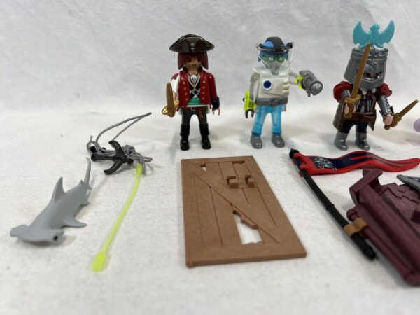 Lotto Personaggi Playmobil Con Accessori - immagine 4